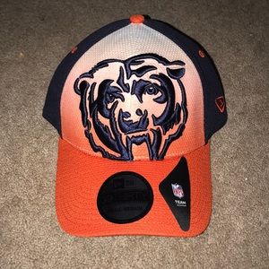 New with tag fitted Bears hat